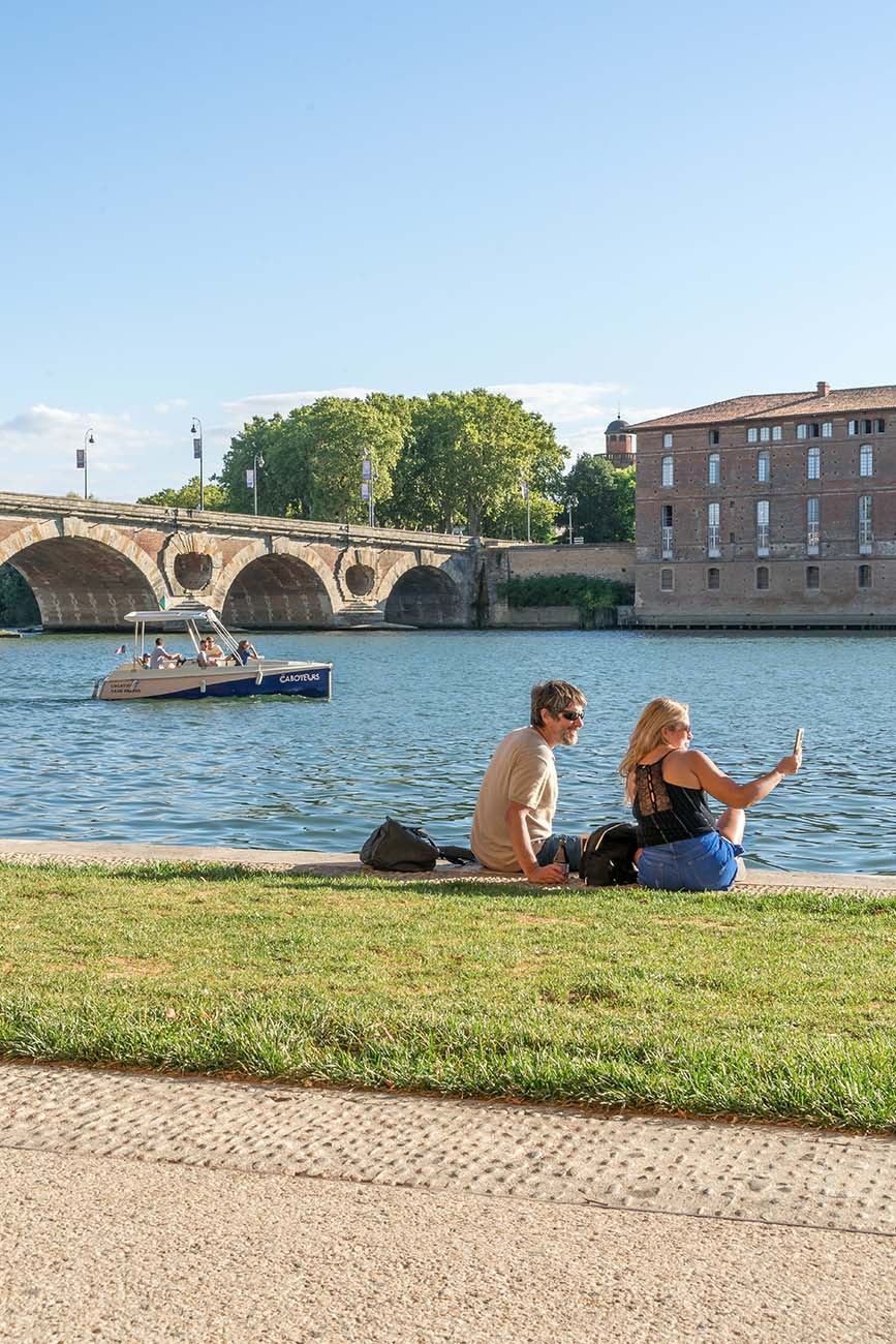 Le Quai de la Daurade à Toulouse