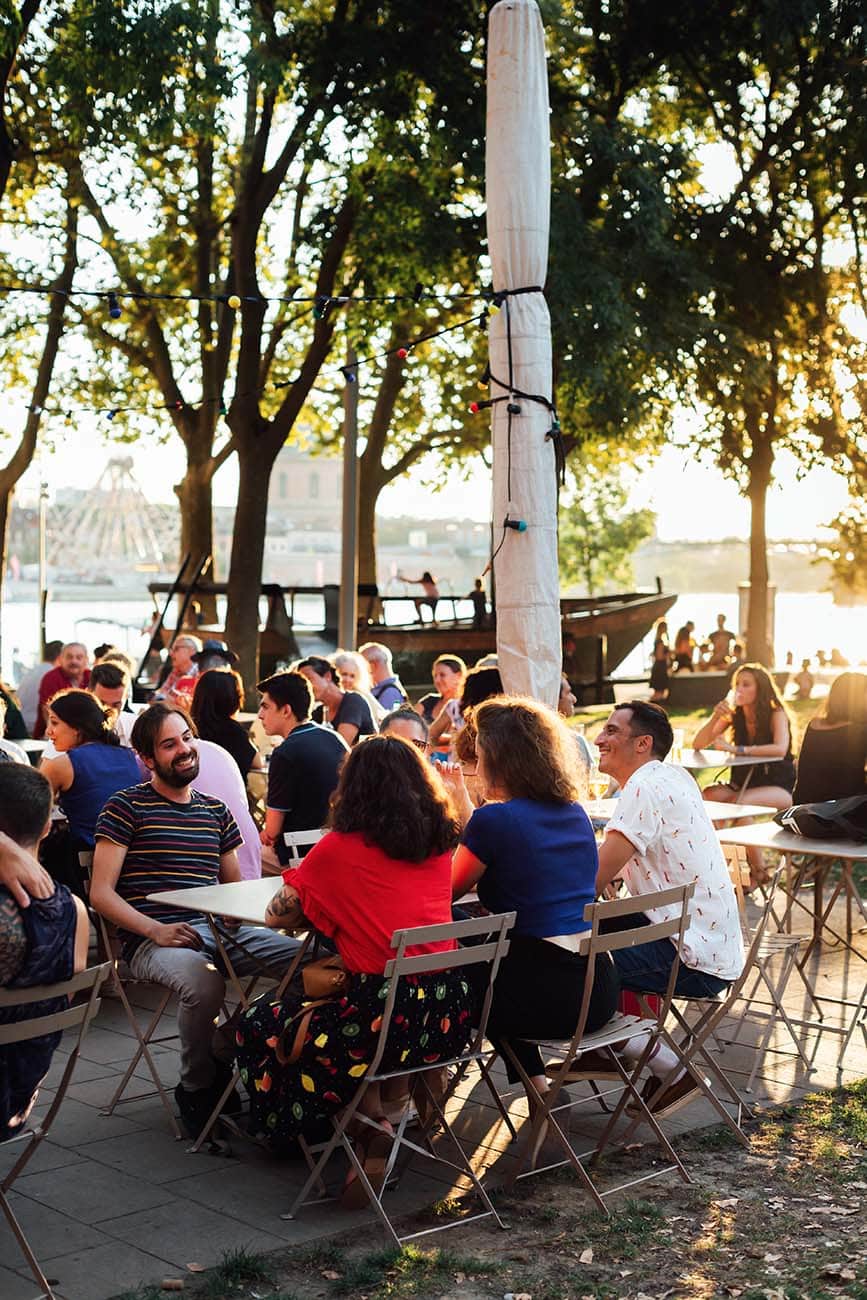 Terrasse quai de la Daurade